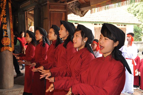 Preserving and tapping intangible cultural values of Xoan singing - ảnh 4